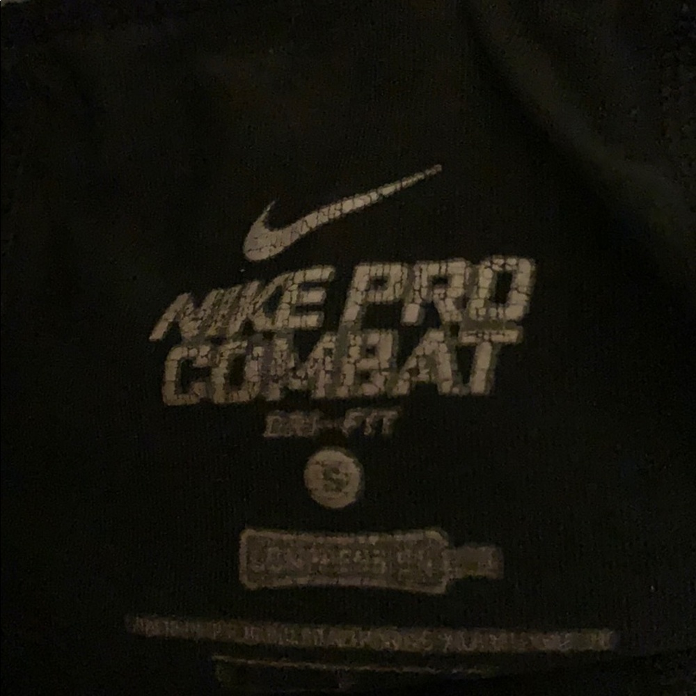 Nike Workout Capris - Picture 4 of 4